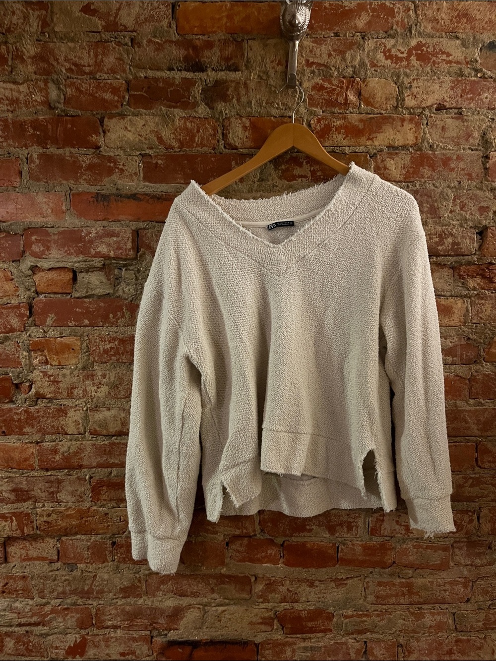 Zara Cream V-Neck Textured Sweater